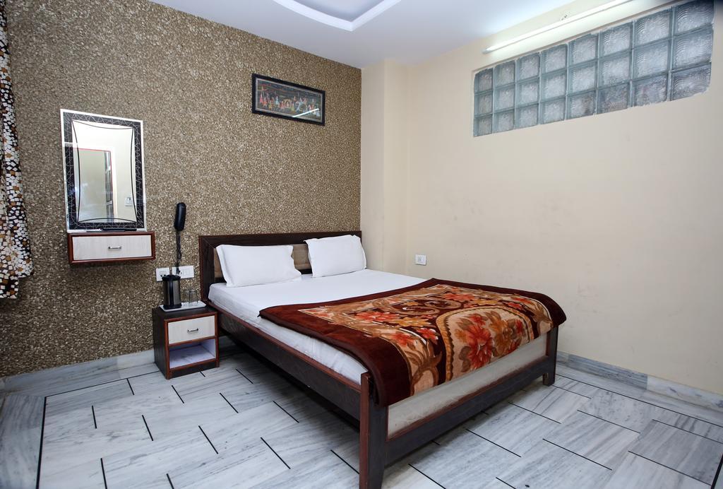 Oyo 15242 Hotel Rathi Palace Jaipur Exteriör bild