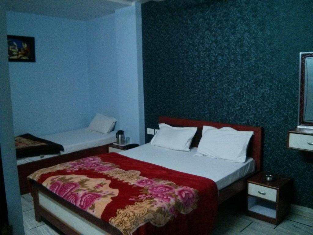 Oyo 15242 Hotel Rathi Palace Jaipur Exteriör bild
